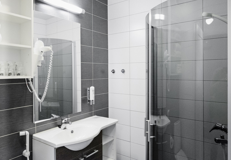 Bathroom 5, Hotel Rantapuisto, Uusimaa