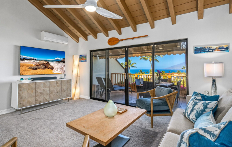 Luxurious & Spacious Ocean Vistas, Maui