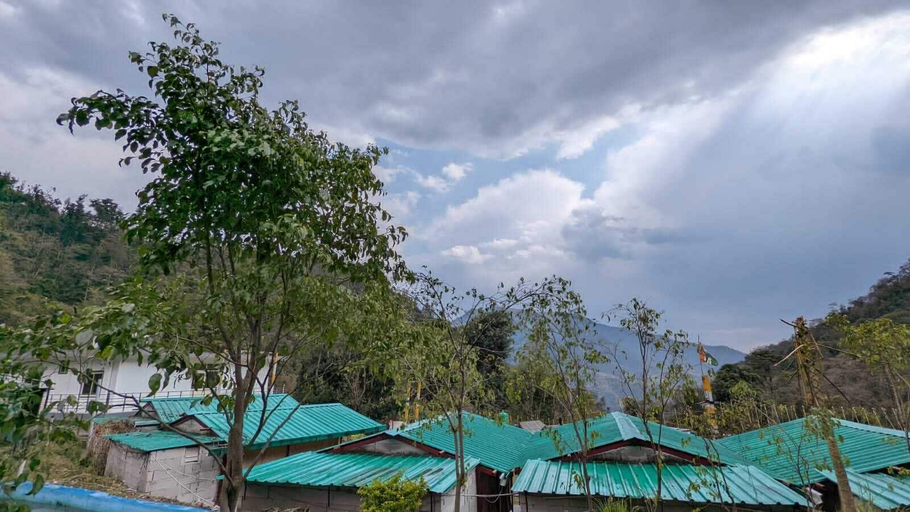 Others 4, Tapovan, Garhwal