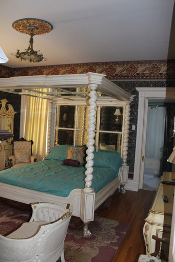 Bedroom 2, Johnstone Mansion, Lee