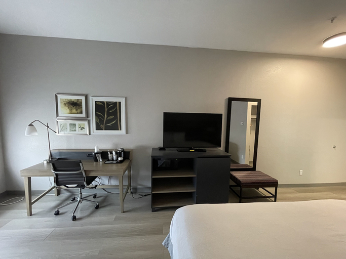 Bedroom 3, Country Inn & Suites by Radisson, Midway - Tallahassee West, Gadsden