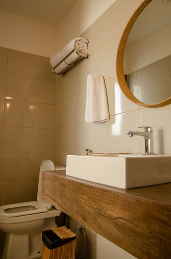 Bathroom 4