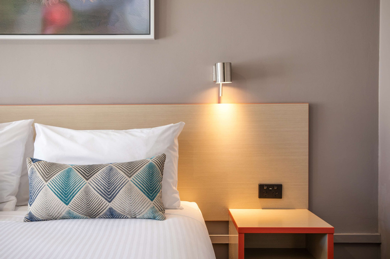 Nightcap at Ferntree Gully Hotel Motel, Knox - North-East