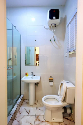 Bathroom, 15 Sule Olusesi Rd, Eti-Osa