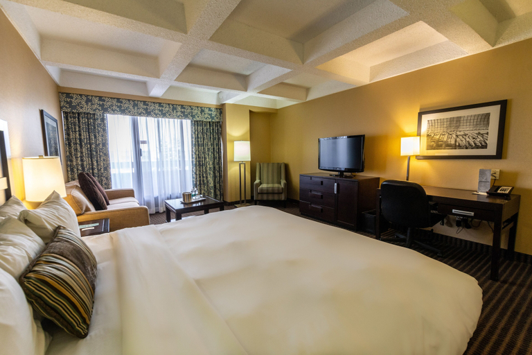 Bedroom 3, Wyndham Edmonton Hotel and Conference Centre, Division No. 11