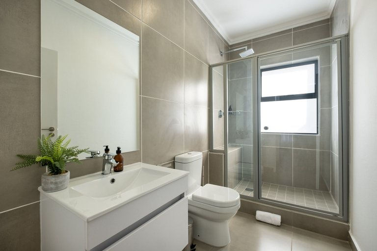 Bathroom 4, Ballito Village 182, iLembe