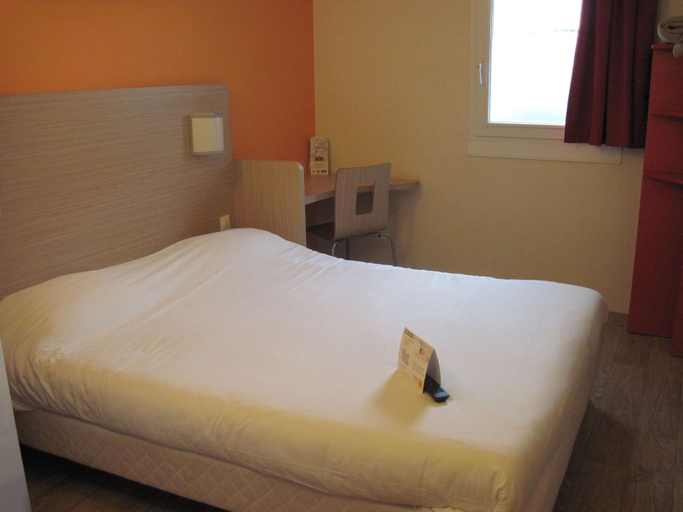 Bedroom 3, Premiere Classe Epernay, Marne