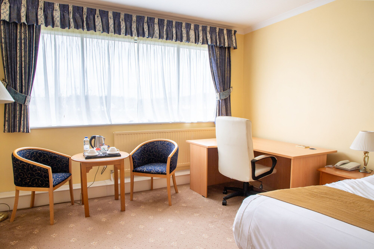 Bedroom 2, Tiverton Hotel Lounge & Venue, Devon