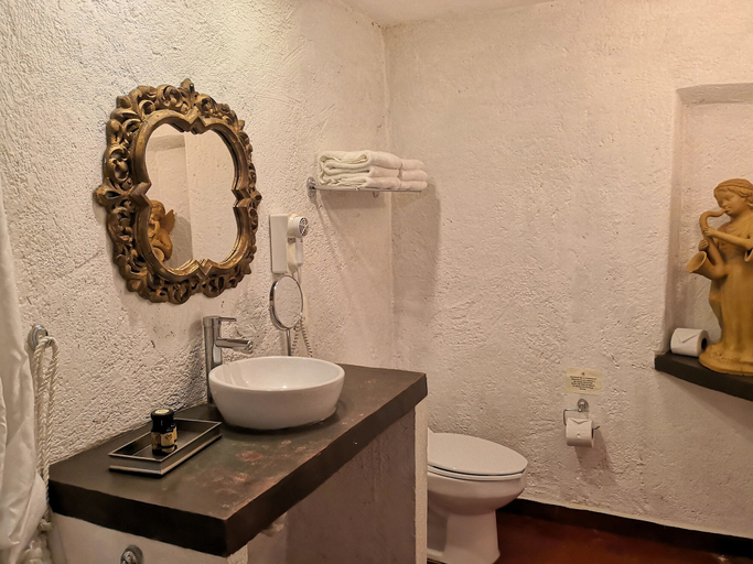 Bathroom 3, Casa Flor de Mayo, Tepoztlán