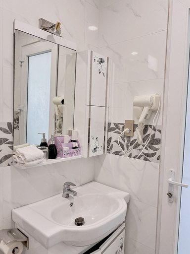 Bathroom 4, Godiva Phu Quoc Hotel, Phú Quốc