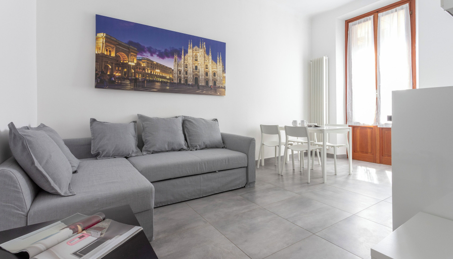 Others 5, Italianway - Villoresi 25, Milano