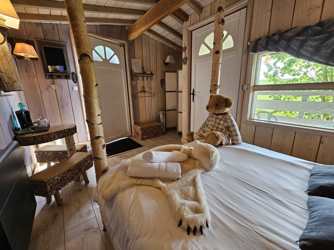 Bedroom 3, Au Refuge des 3 Ours, Oise