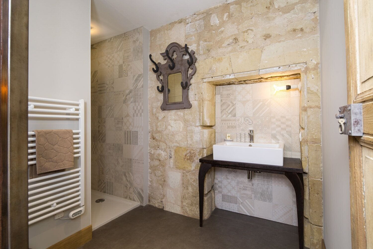 Bathroom 5, Château de Candes Art et Spa, Maine-et-Loire