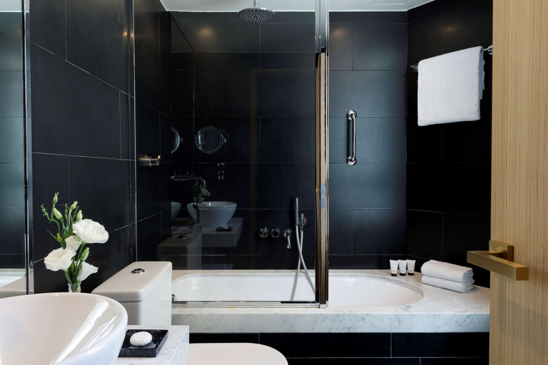 Bathroom 4, Le Belgrand Hotel Paris Champs Elysees, Tapestry by Hilton, Paris