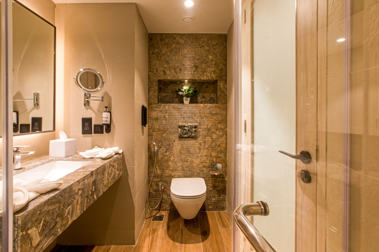 Bathroom 5, Regenta SGS Greenotel - Lonavala, Pune