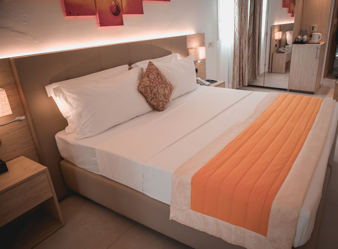 Bedroom 3, Platinum Cocotiers Hotel, Wouri