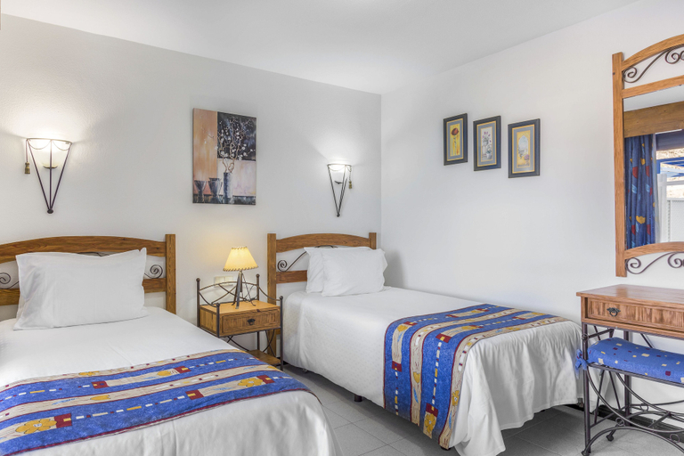 Bedroom 4, Club Cala Blanca, Las Palmas