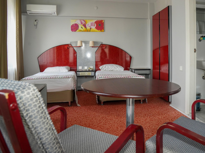 Others 5, Hotel Eken, Bandırma