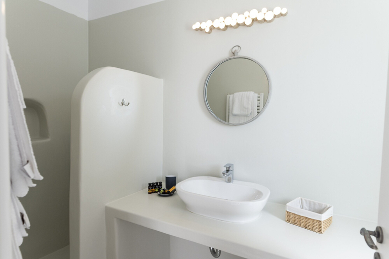 Bathroom 3, Orasea Villa Paros, South Aegean