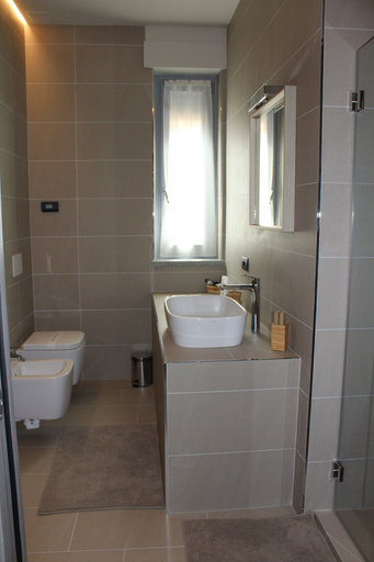 Bathroom 5, Hotel Il Grappolo d'Oro, Cuneo