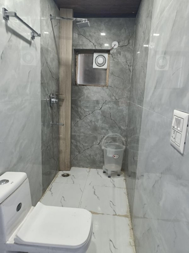 Bathroom 3, Blue Bird Home Stay, Nainital