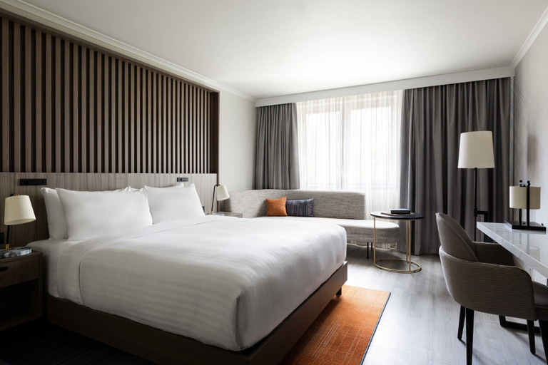 Bedroom 3, Paris Marriott Charles de Gaulle Airport Hotel, Val-d'Oise