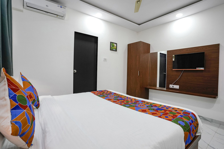 Bedroom 2, Fabhotel Fortuna Inn, Thane
