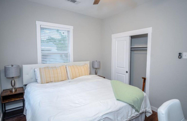 Others 4, Remodeled Modern 1BR 1BA Apt Near Downtown 5min Pearl, Bexar