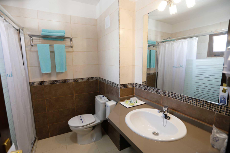 Bathroom 4, Aparthotel Andorra Tenerife, Santa Cruz de Tenerife