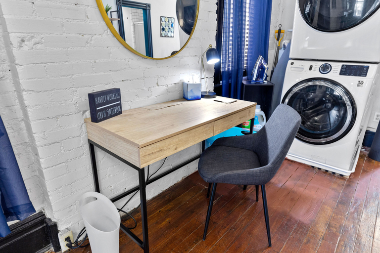 Others 5, Charming Studio on Cherokee Street - JZ Vacation Rentals, Saint Louis