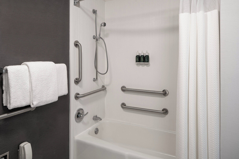 Bathroom 4, Courtyard by Marriott Dulles Airport Herndon/Reston, Fairfax