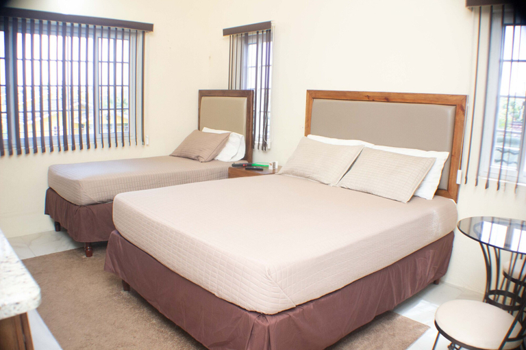 Bedroom 3, The Vista Inn