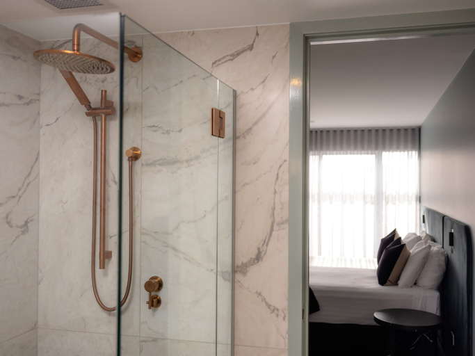 Bathroom 5