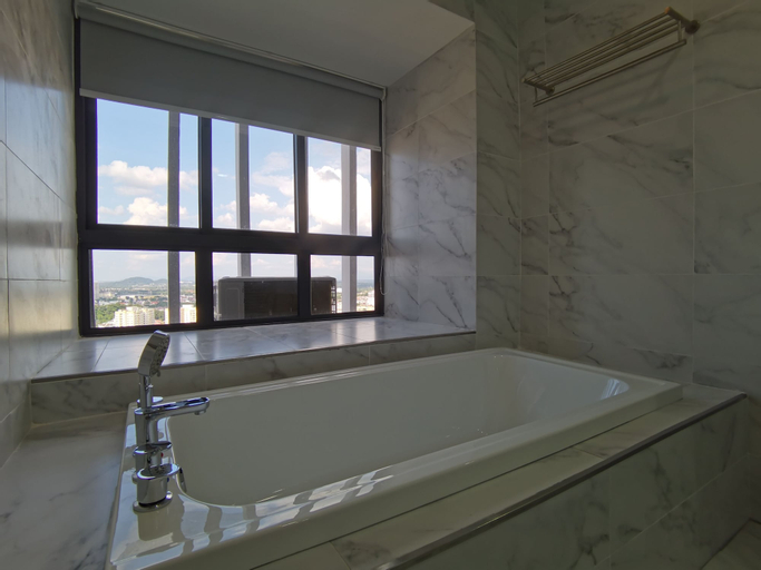 Bathroom 8