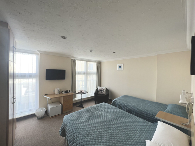 Bedroom 4, Eastbourne Riviera Hotel, East Sussex