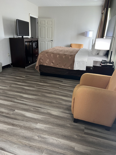 Bedroom 3, Quality Inn Merriam Kansas City, Kansas City