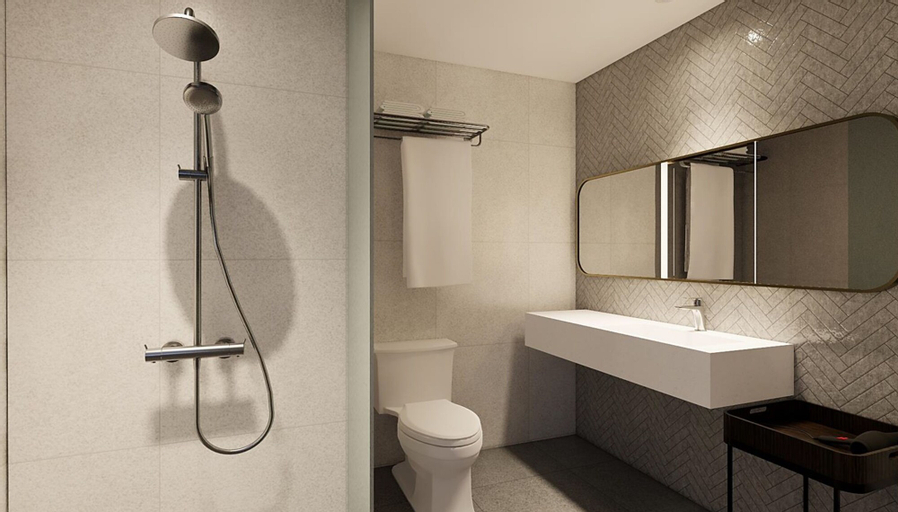 Bathroom 10