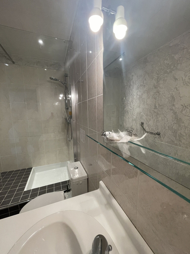 Bathroom 5, Inspirations, Saône-et-Loire