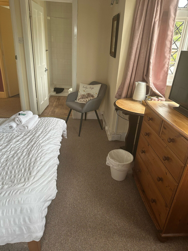 Bedroom 2, Kings Arms Inn, Devon