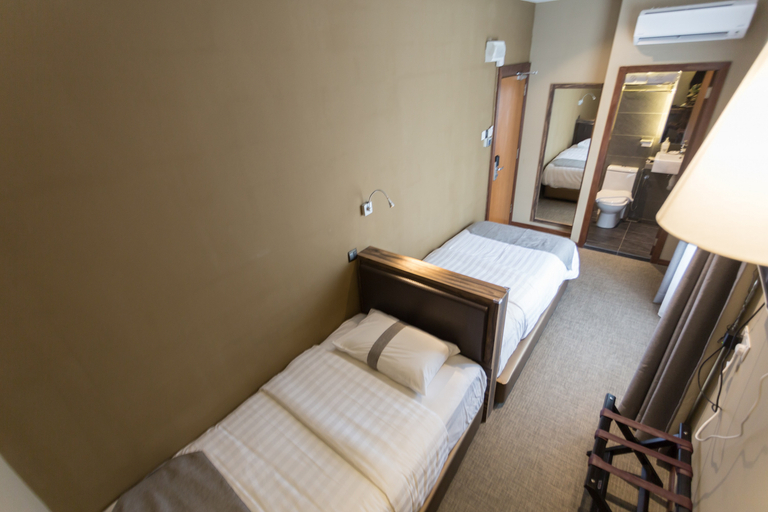 Bedroom 3, Z Hotel, Kinta