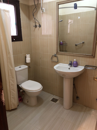 Bathroom 4, Masaya Suites, Al-Ghurdaqah