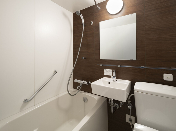 Bathroom 5, Irago Ocean Resort, Tahara