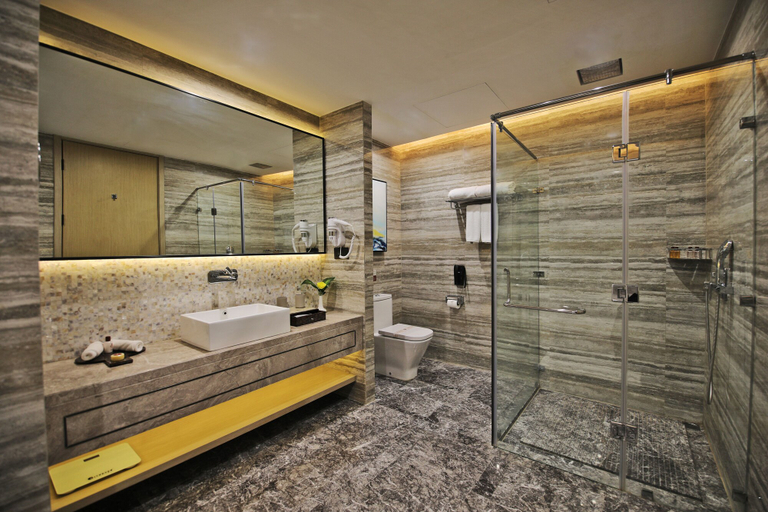 Bathroom 5, Braira Al Yarmouk, Riyadh