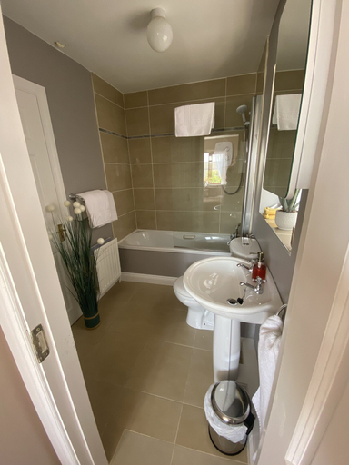 Bathroom 4, Summer Cottage in Kinsale