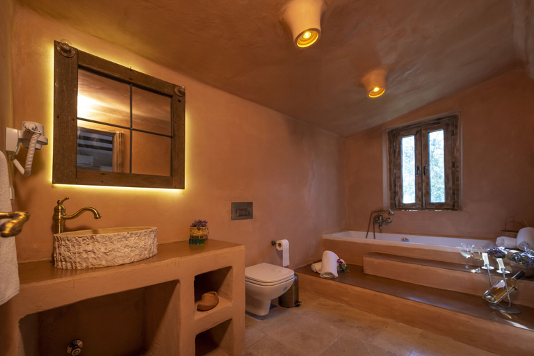 Bathroom 5, K Bozcaada Revma, Bozcaada