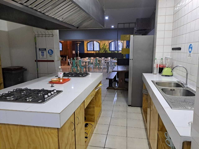 Others 5, Hostel Cienfuegos, Santiago