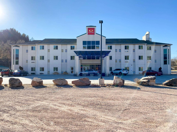 Others 4, Econo Lodge Hot Springs South, Fall River