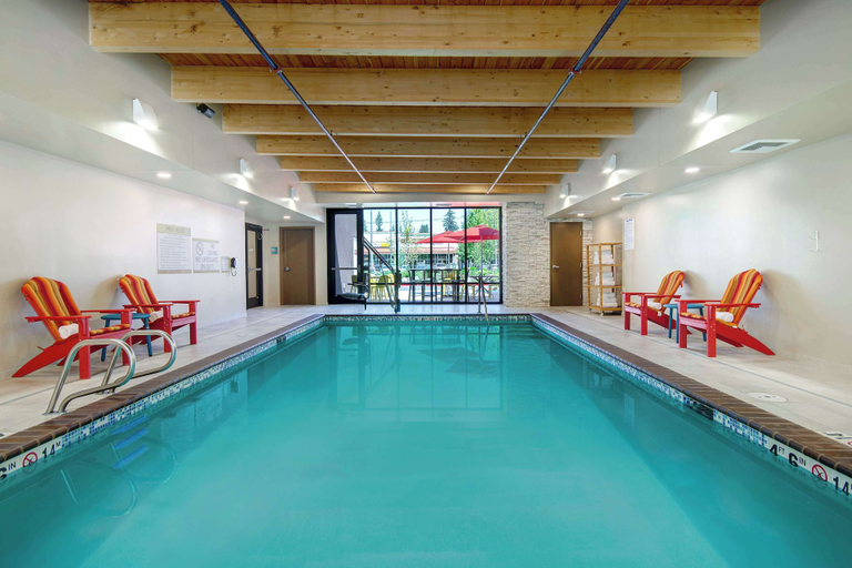 Sport & Beauty, Home2 Suites by Hilton Suites Marysville, Snohomish