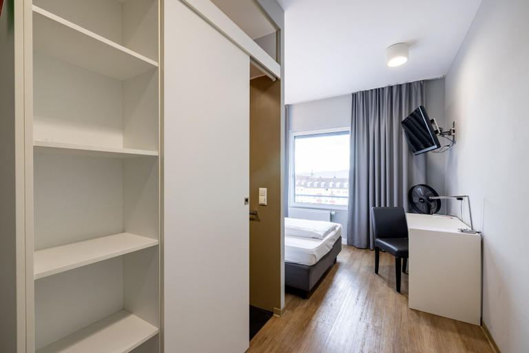 Bedroom 4, mk | hotel stuttgart, Stuttgart