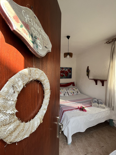 Bedroom 4, Tenedos Tatil Odaları, Bozcaada